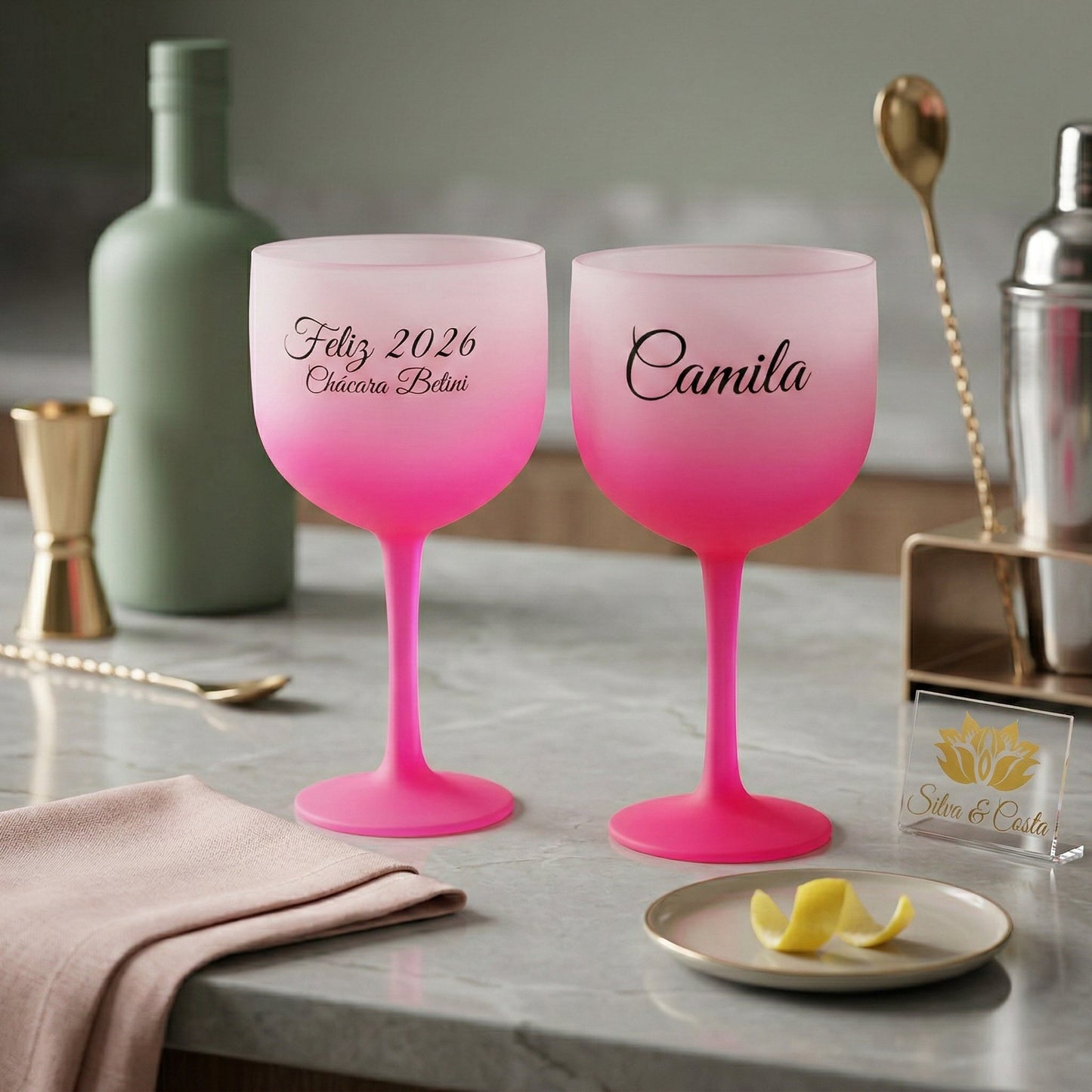 Taça gin personalizada acrílico degradê rosa com nome — Presente festa