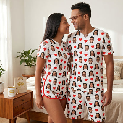 Pijama de Casal Branco Personalizado com Foto e Coração Vermelho Presente para Casal