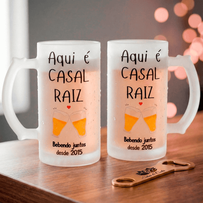 Caneca de Chopp Jateada Casal Raiz – Bebendo Juntos Desde {ano}