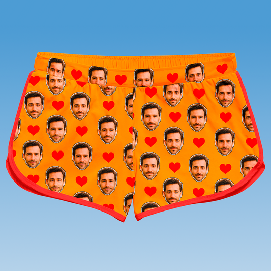 Shorts Doll Laranja Personalizado Com Rostos e Corações Presente Casal