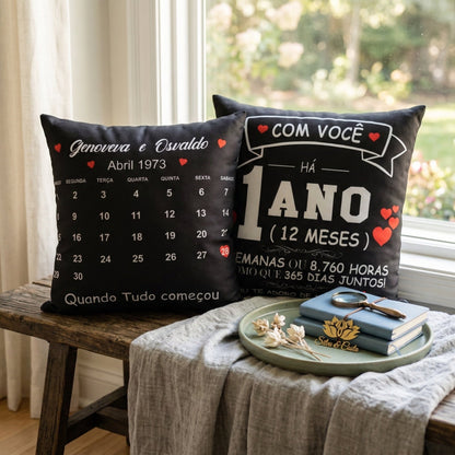 Almofada Personalizada com Nomes, Data e Calendário | Presente Romântico Casal