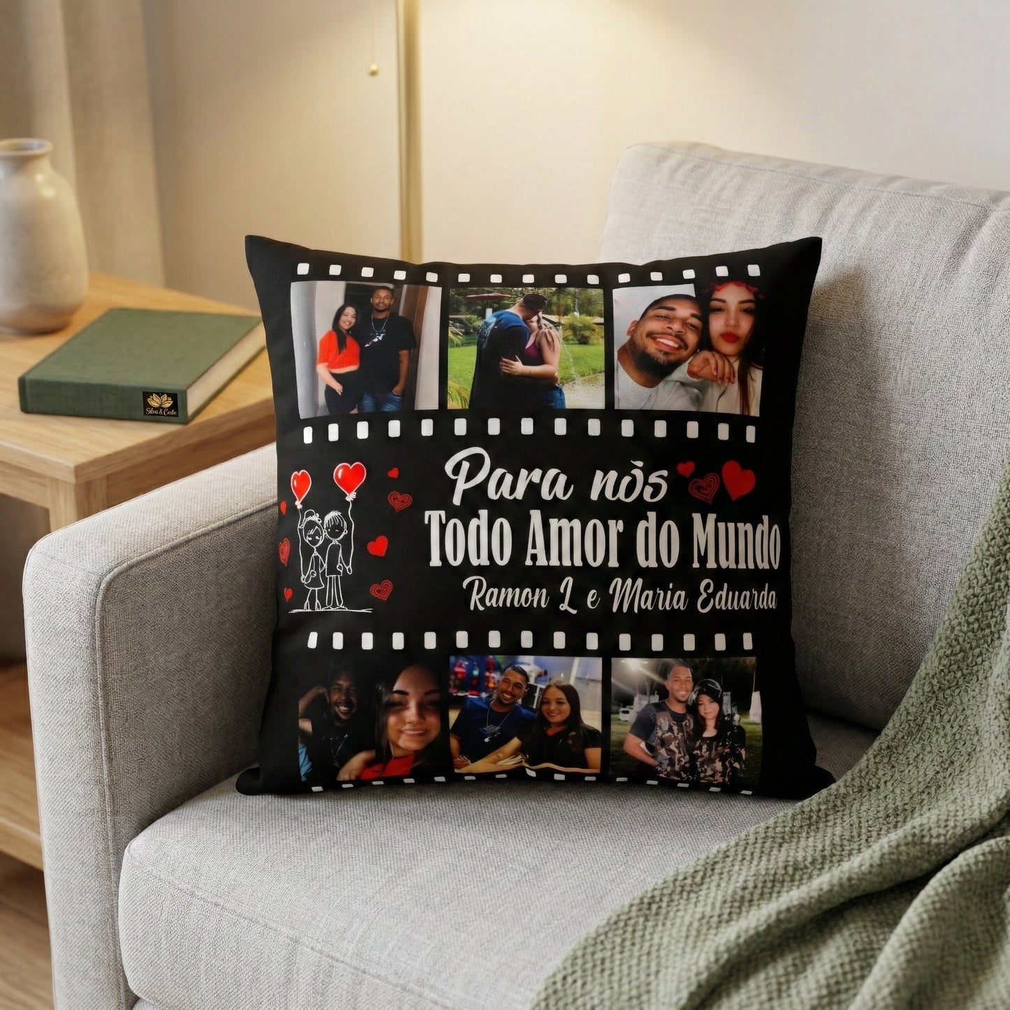 Almofada preta personalizada com foto e nome — Presente romântico casal