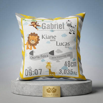 Almofada Personalizada com Nome e Dados — Nascimento Bebê Tema Safari