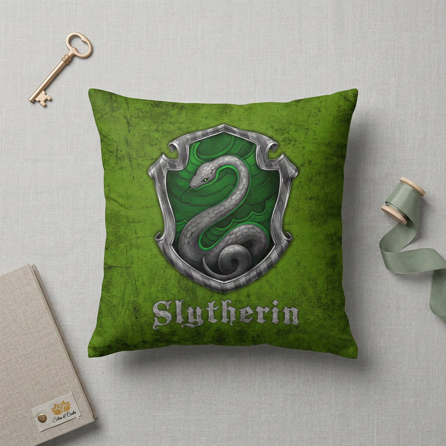 Almofada Personalizada com Nome 40x40 — Presente Harry Potter Slytherin Verde