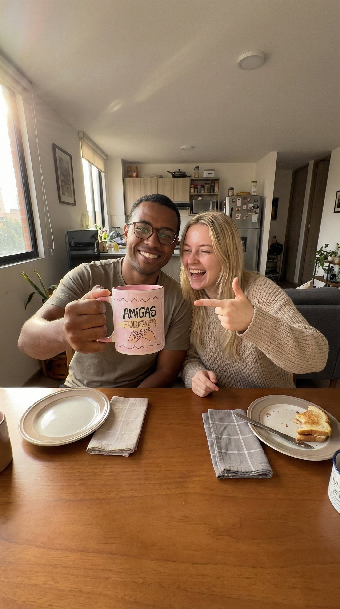 Avaliação de cliente - Caneca Personalizada com Frase Amigas Forever Rosa — Presente para Amiga