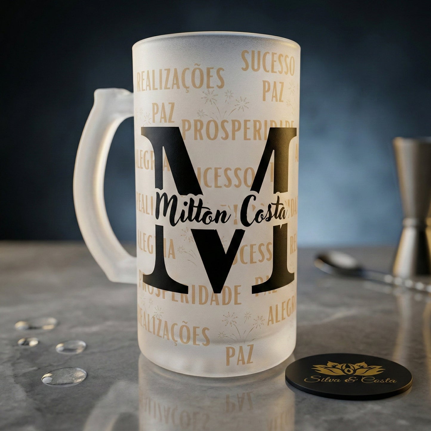 Caneca chopp personalizada com nome — Vidro jateado dourado, presente﻿﻿