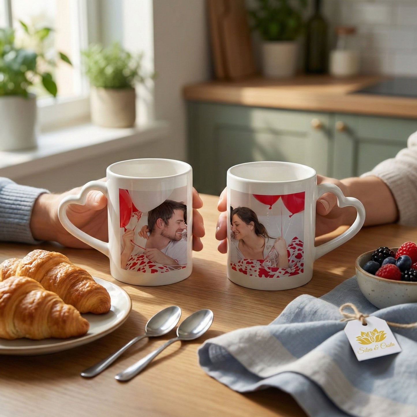 Caneca Personalizada com Foto Duplo Coração — Presente Romântico Casal