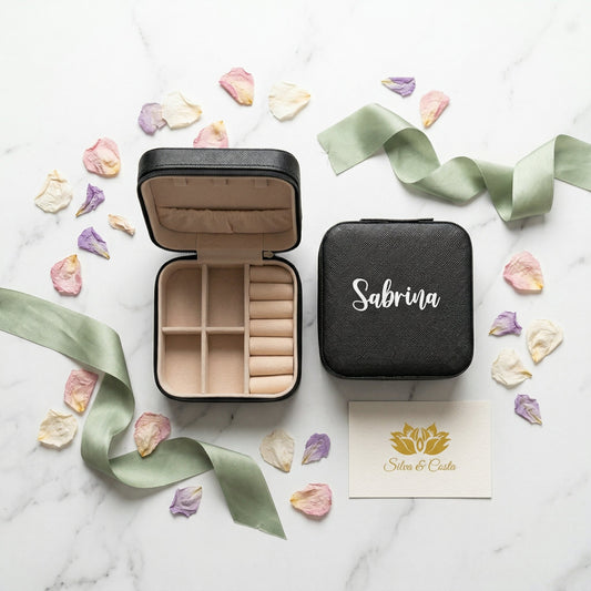 Porta-Joias Personalizado em Couro com Nome | Lembrança 15 Anos e Madrinhas