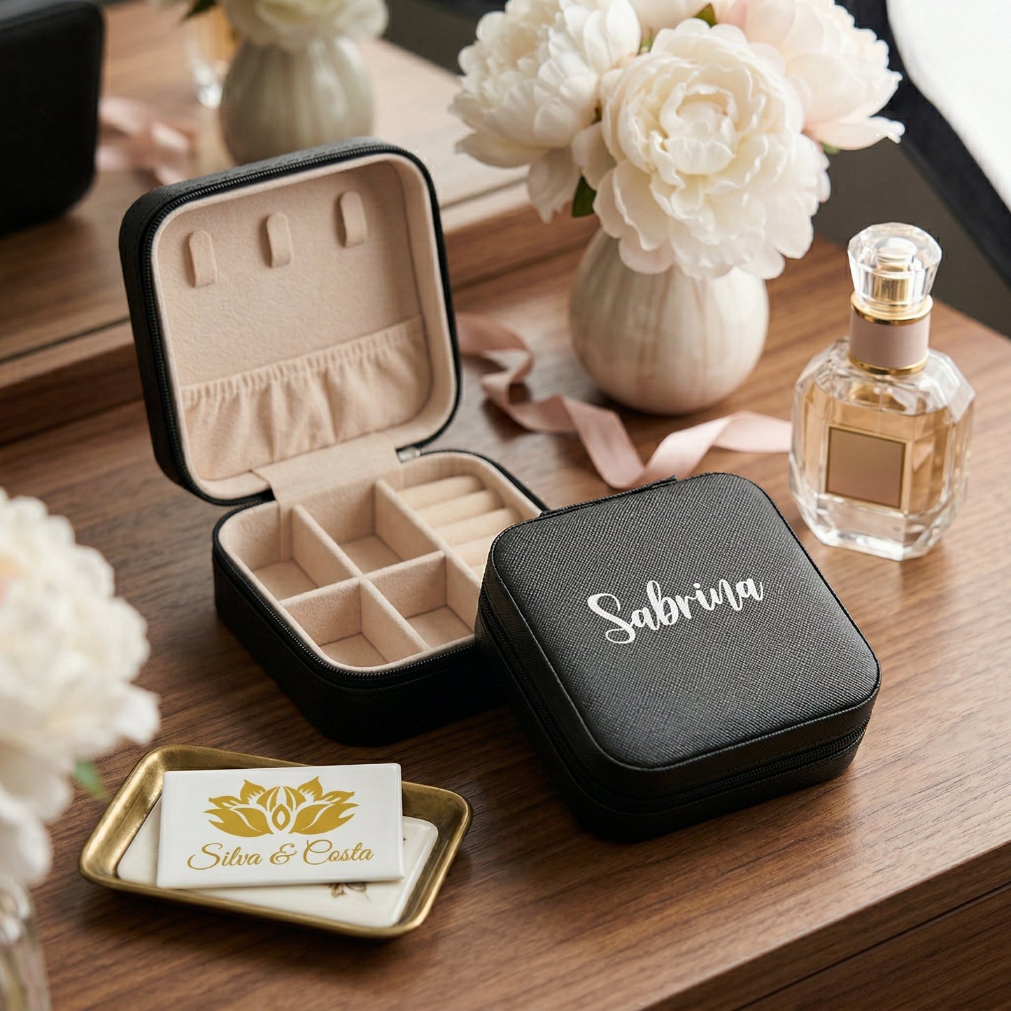 Porta-Joias Personalizado em Couro com Nome | Lembrança 15 Anos e Madrinhas