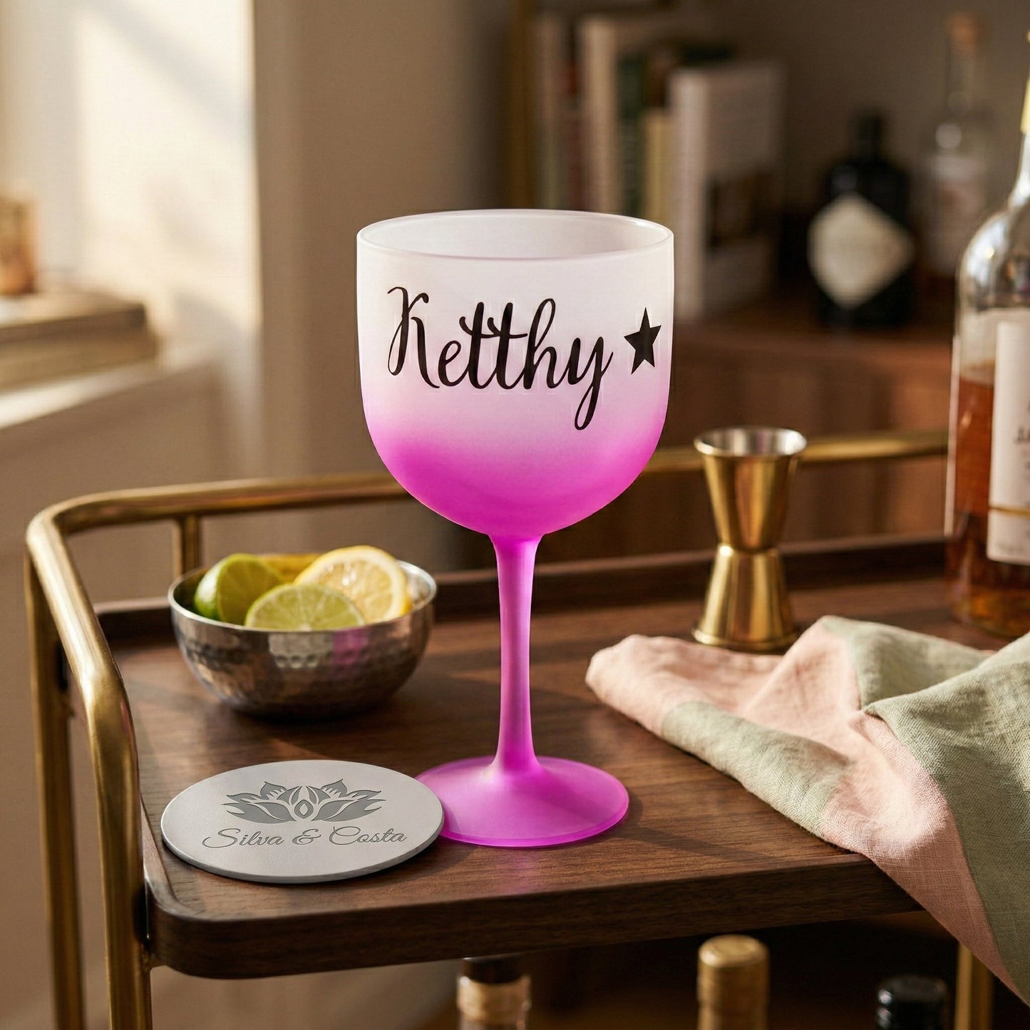 Taça gin acrílico degradê rosa Personalizada com Nome — Presente feminino