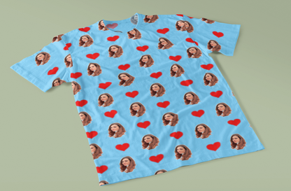 Camiseta Azul Personalizada Com Fotos e Corações Presente Casal