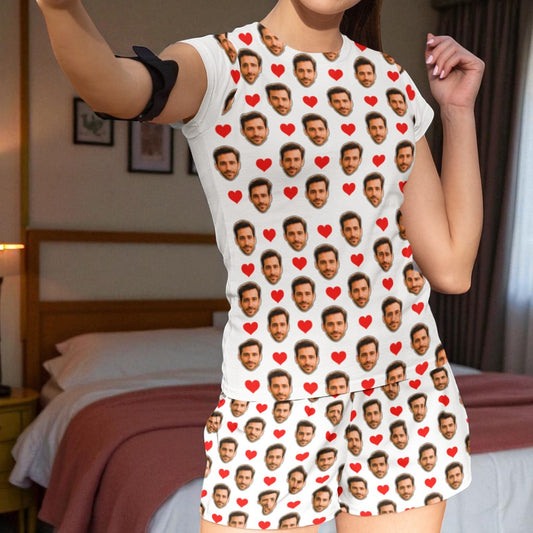 Pijama Feminino Personalizado Branco com Fotos Presente Romântico Casal Visualização 3D Exclusiva